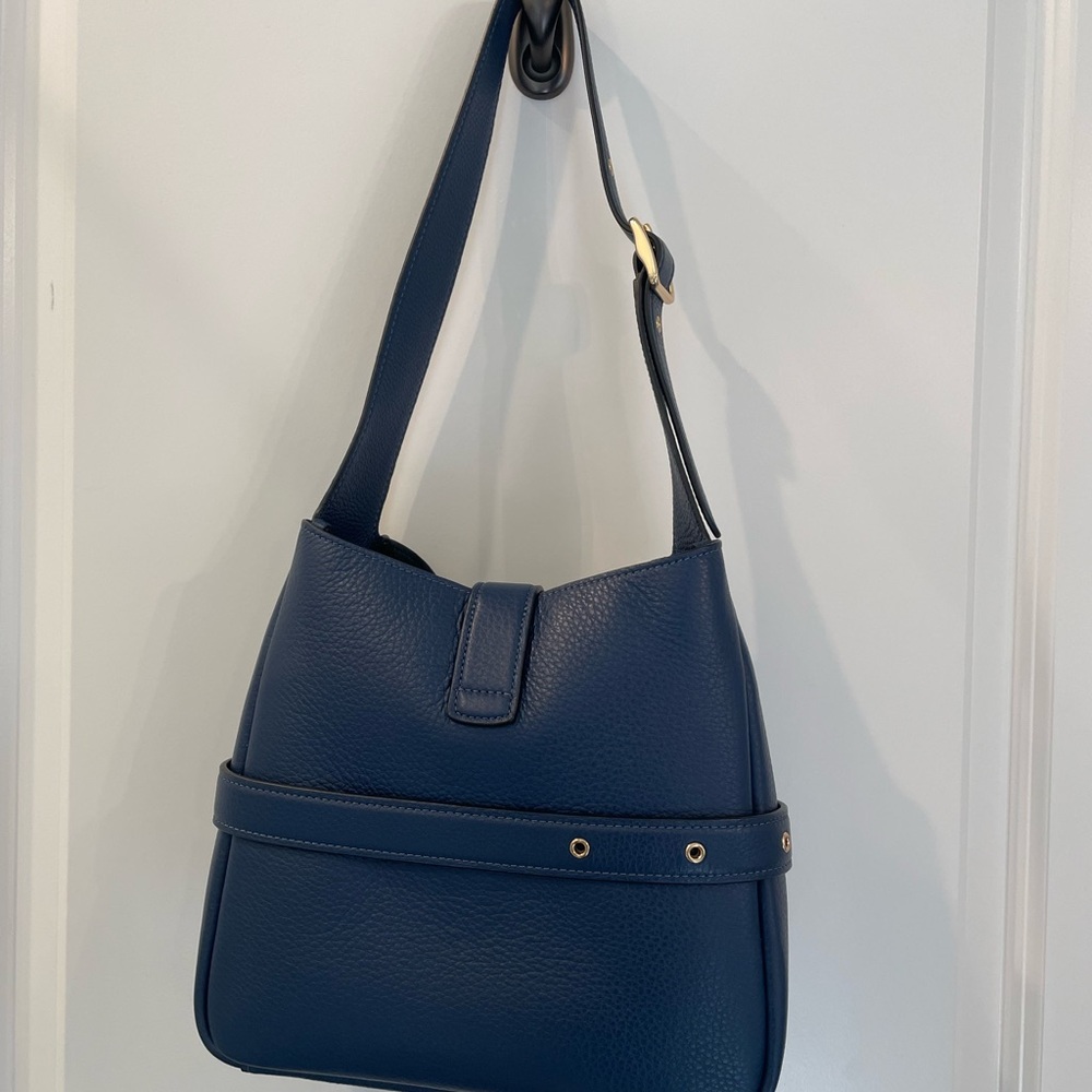 Coach Navy Blue Leather Hobo Shoulder Bag with Gold Hardware - Picture 2 of 7